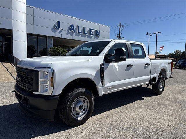 2026 Ford F-250 Super Duty XL Crew Cab 4WD