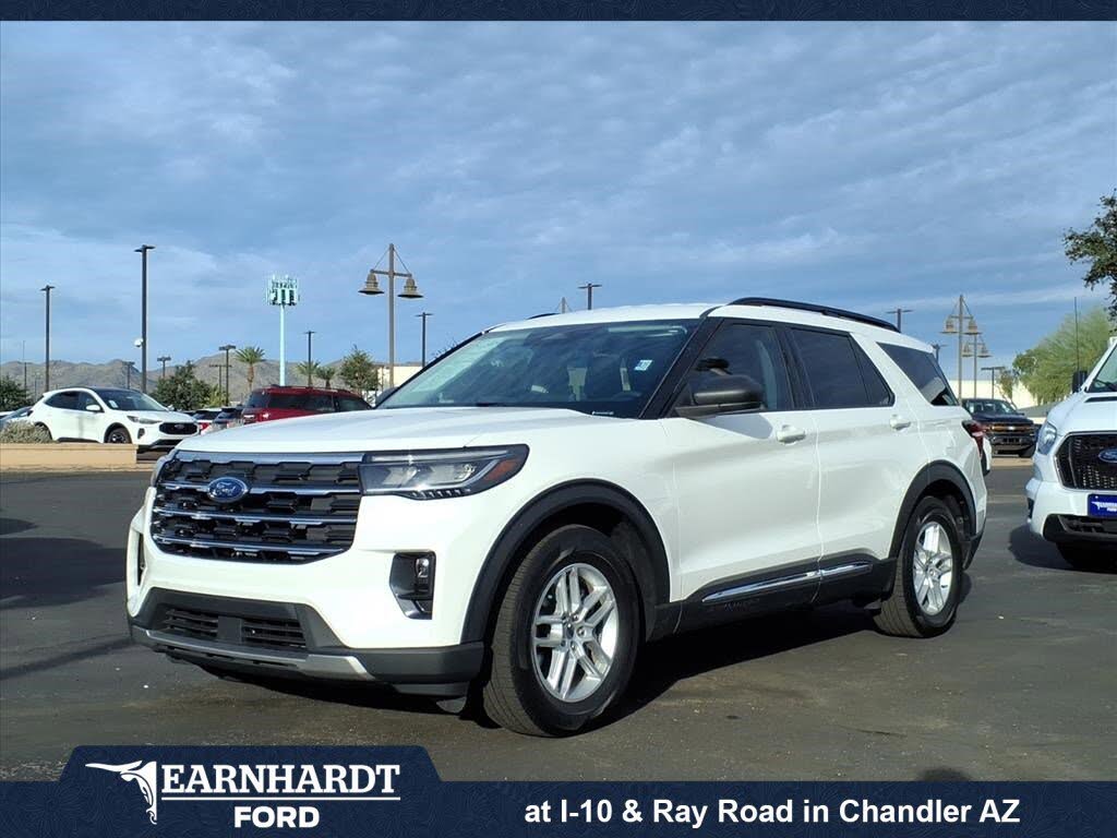 2025 Ford Explorer Active RWD