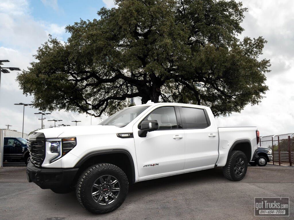 2024 GMC Sierra 1500 AT4X Crew Cab 4WD