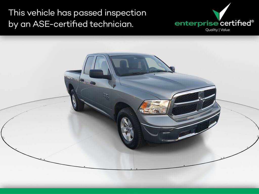 2024 RAM 1500 Classic SLT Quad Cab 4WD
