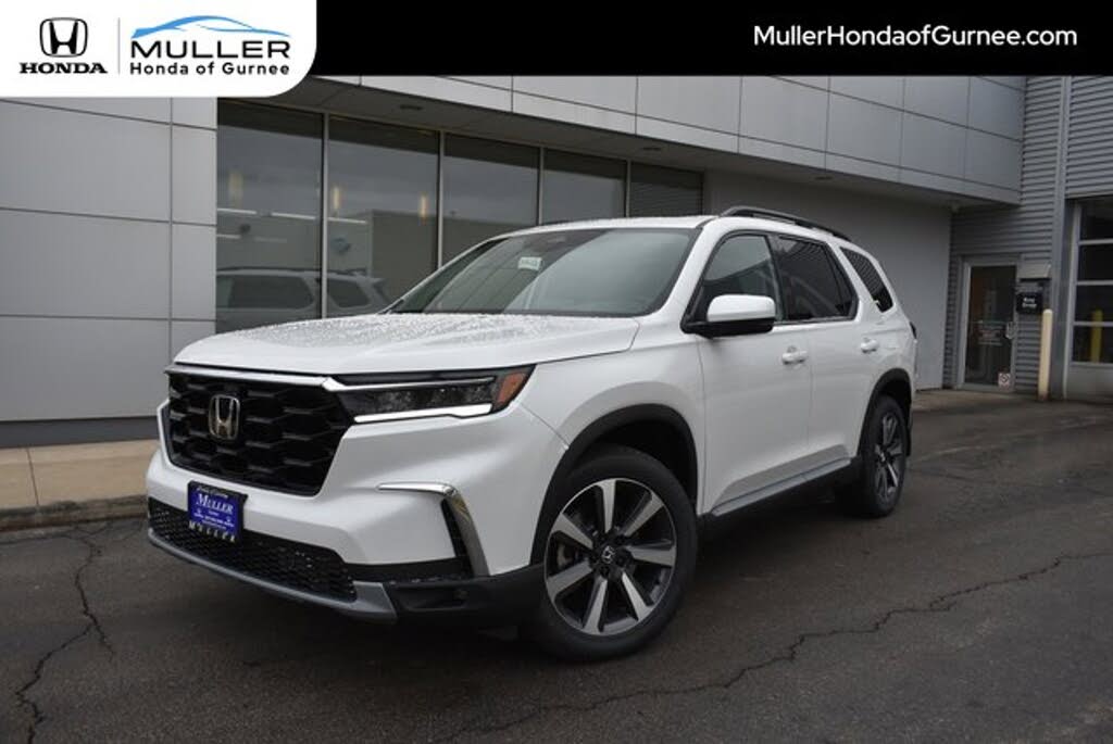 2025 Honda Pilot Touring AWD