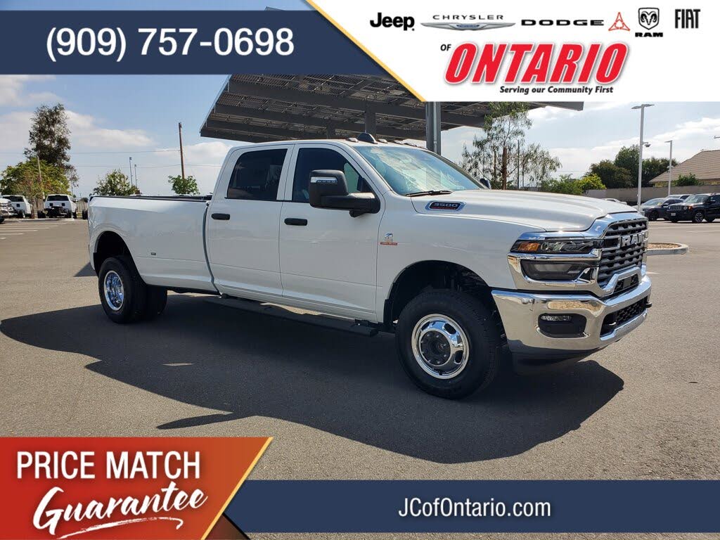 2026 RAM 3500 Tradesman Crew Cab LB DRW 4WD