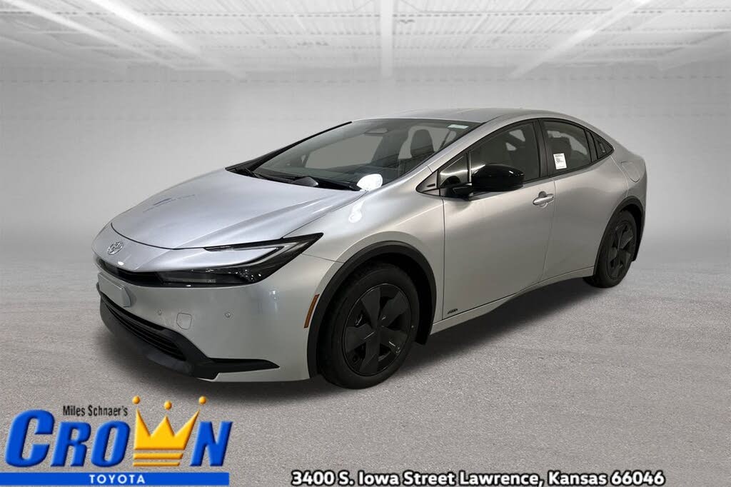 2026 Toyota Prius LE AWD