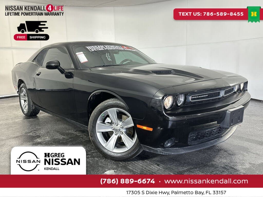 2021 Dodge Challenger SXT RWD