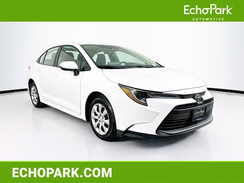 2024 Toyota Corolla LE FWD