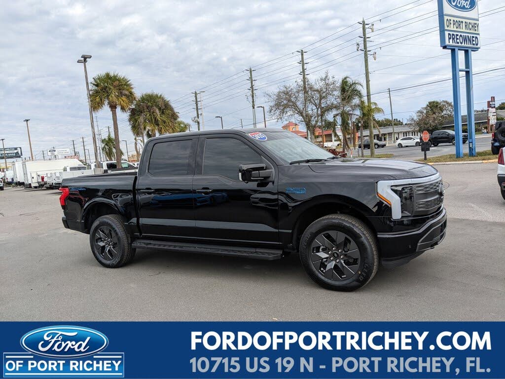 2025 Ford F-150 Lightning Lariat SuperCrew AWD