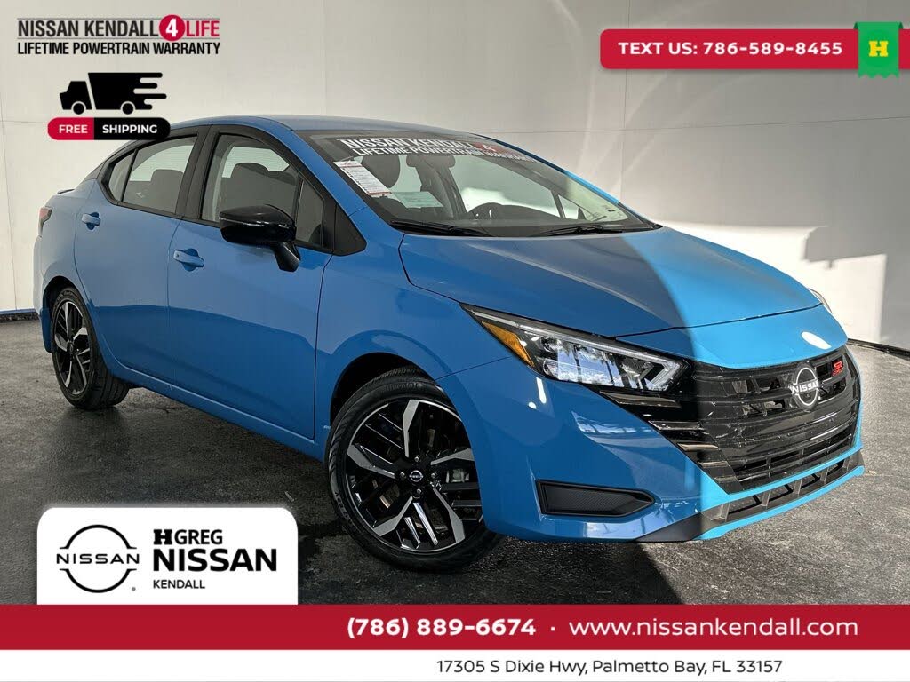 2025 Nissan Versa SR FWD