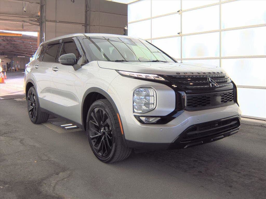 2022 Mitsubishi Outlander SE FWD