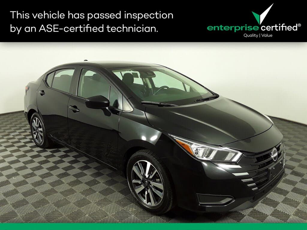 2023 Nissan Versa SV FWD