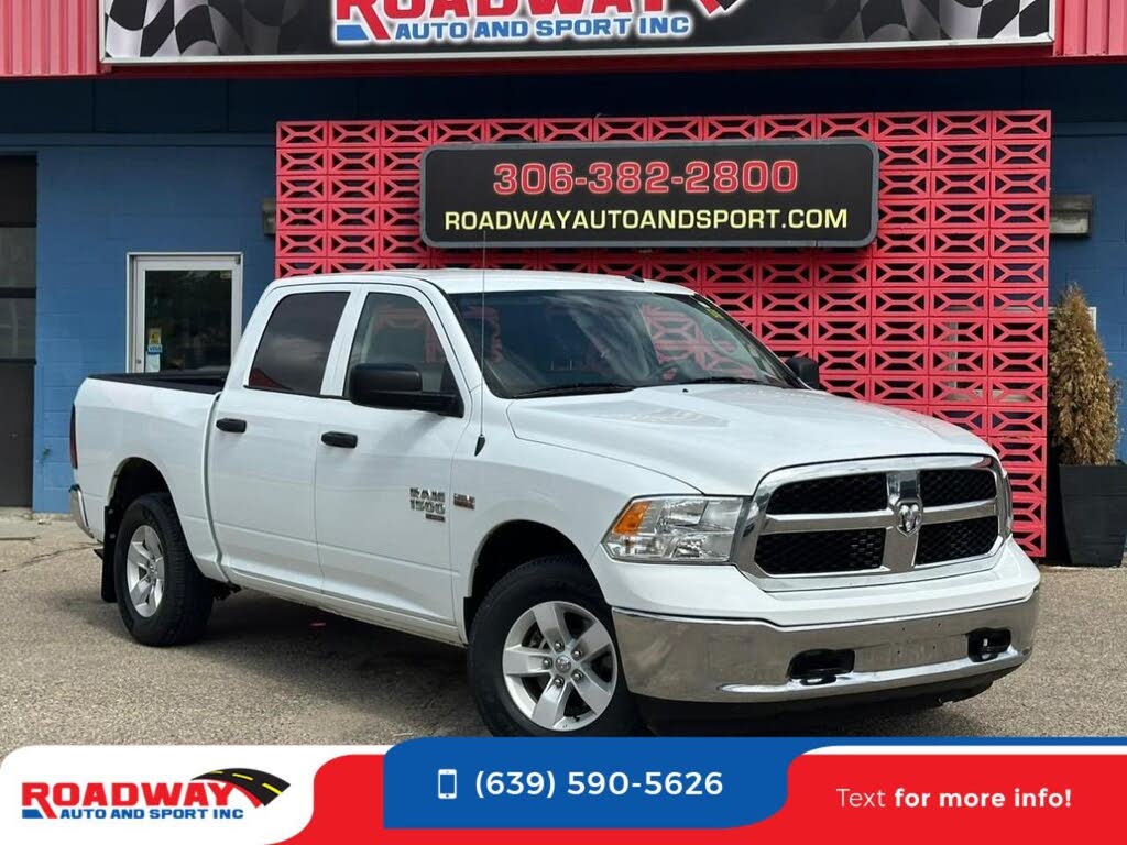 RAM 1500 Classic SLT Crew Cab 4WD 2023