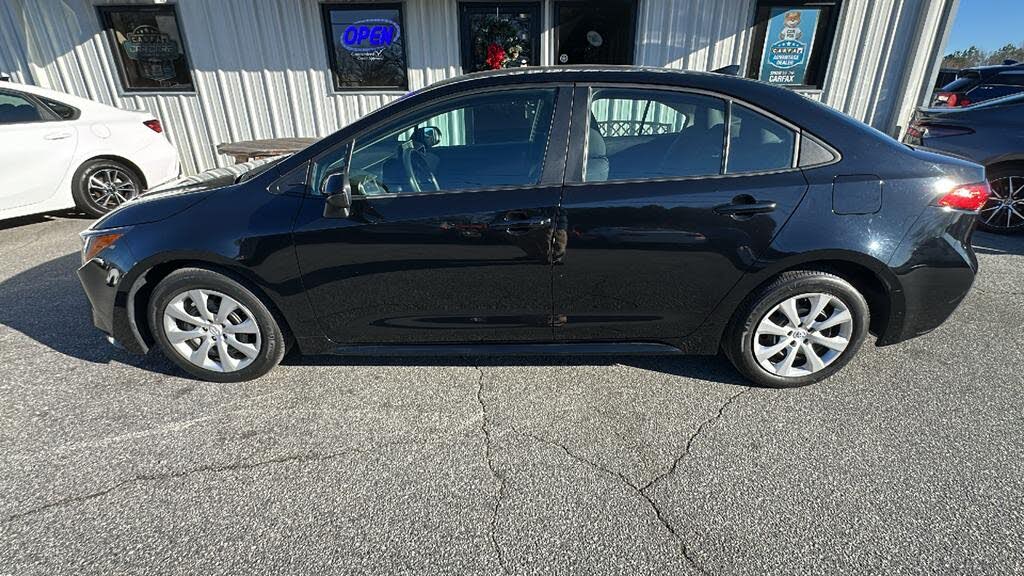 2024 Toyota Corolla LE FWD