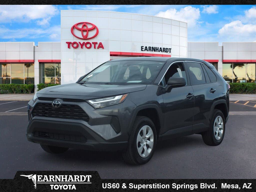 2024 Toyota RAV4 LE FWD