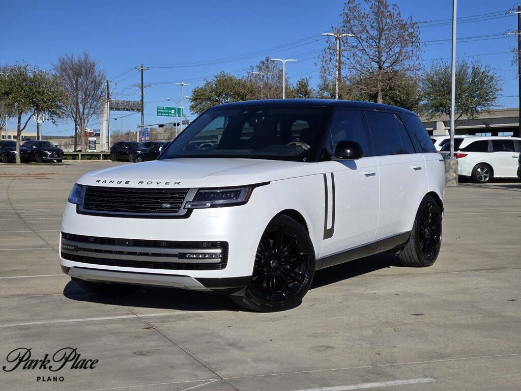2025 Land Rover Range Rover P400 SE LWB AWD