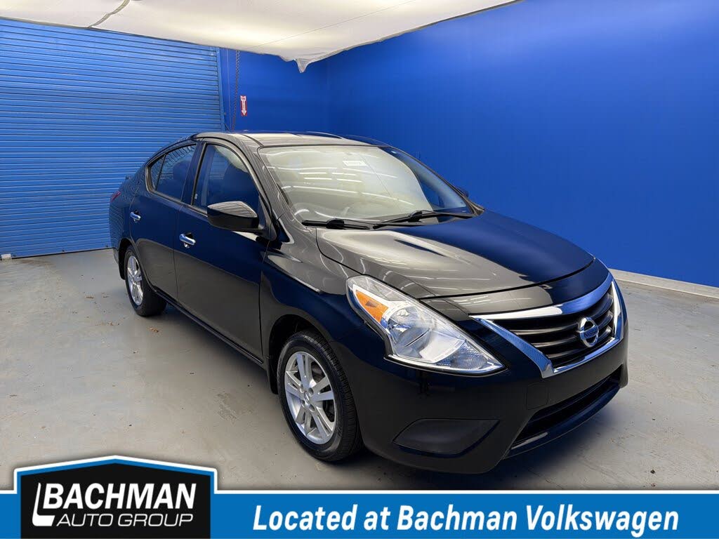 2017 Nissan Versa SV