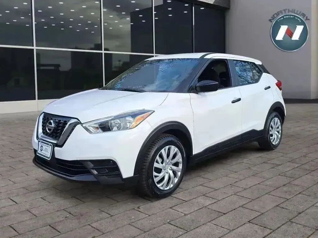 2020 Nissan Kicks S FWD