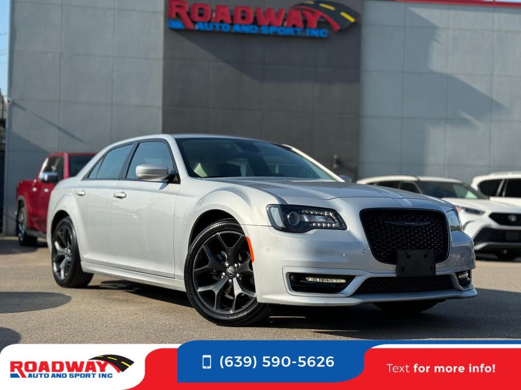 Chrysler 300 Touring L RWD 2022
