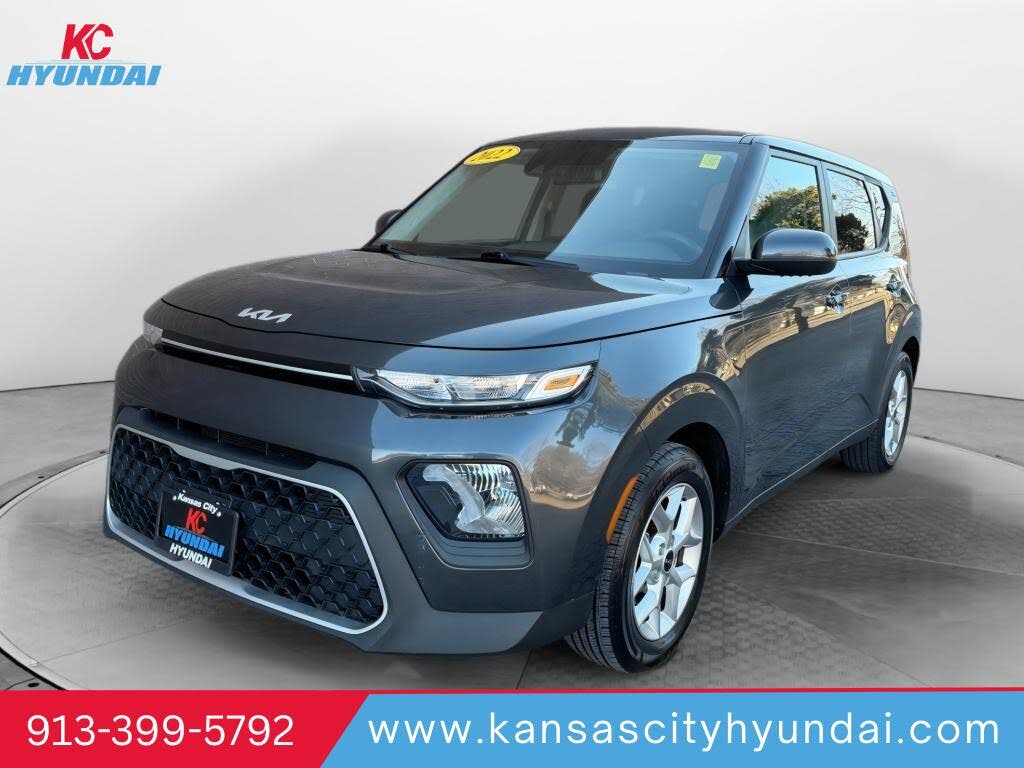 2022 Kia Soul LX FWD