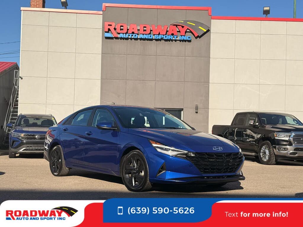 2023 Hyundai Elantra Preferred FWD