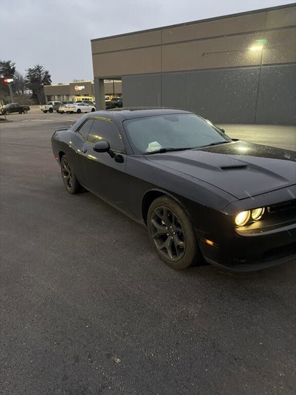 2015 Dodge Challenger SXT Plus RWD