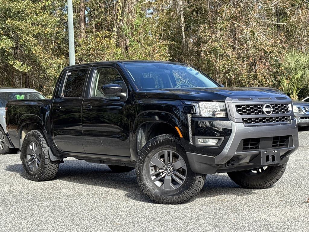 2025 Nissan Frontier SV Crew Cab 4WD