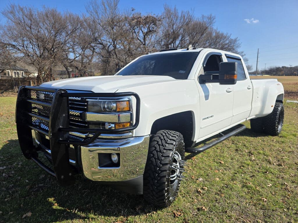 2015 Chevrolet Silverado 3500HD LT Crew Cab 4WD