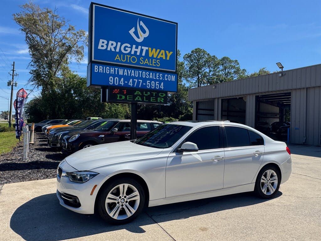 2018 BMW 3 Series 330i Sedan RWD