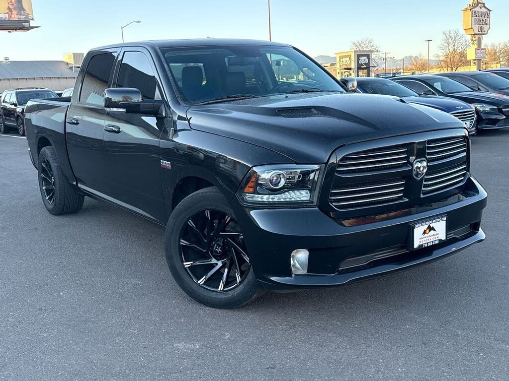 2015 RAM 1500 Sport Crew Cab 4WD