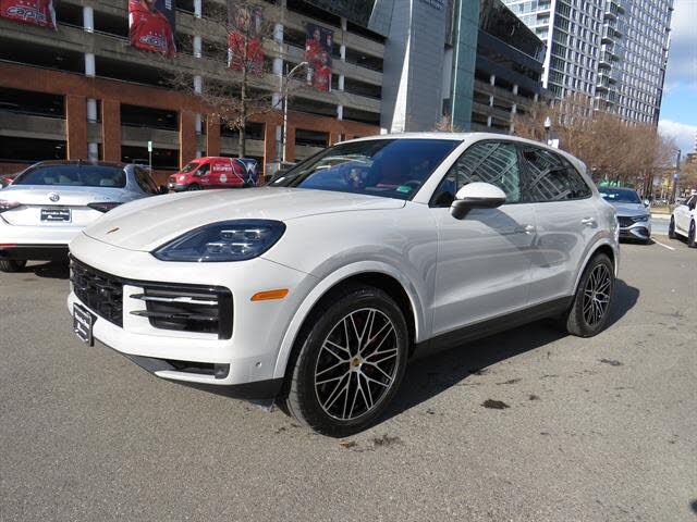2024 Porsche Cayenne S AWD