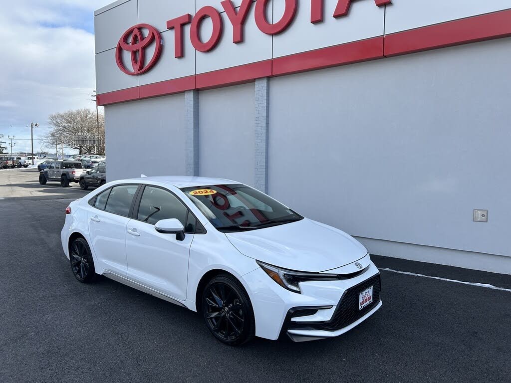 2024 Toyota Corolla SE FWD