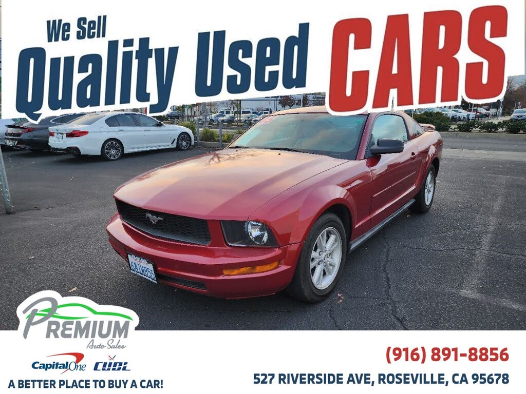 2005 Ford Mustang V6 Deluxe Coupe RWD