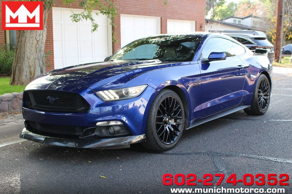 2016 Ford Mustang GT Premium Coupe RWD