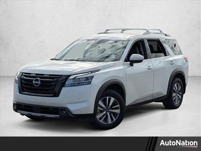 2022 Nissan Pathfinder SL 4WD