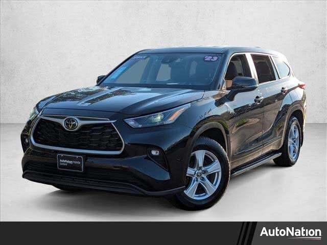 2023 Toyota Highlander LE FWD