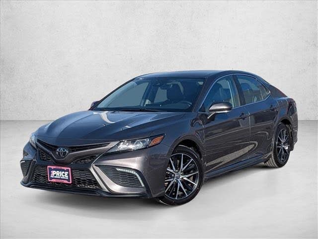 2024 Toyota Camry SE FWD