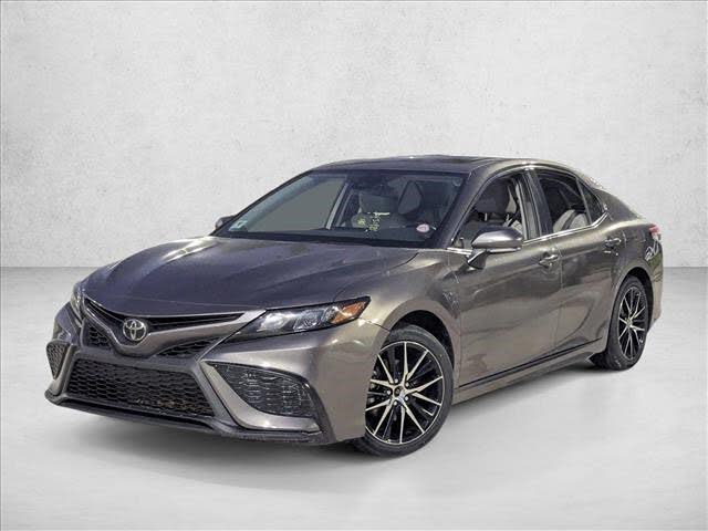 2024 Toyota Camry SE FWD