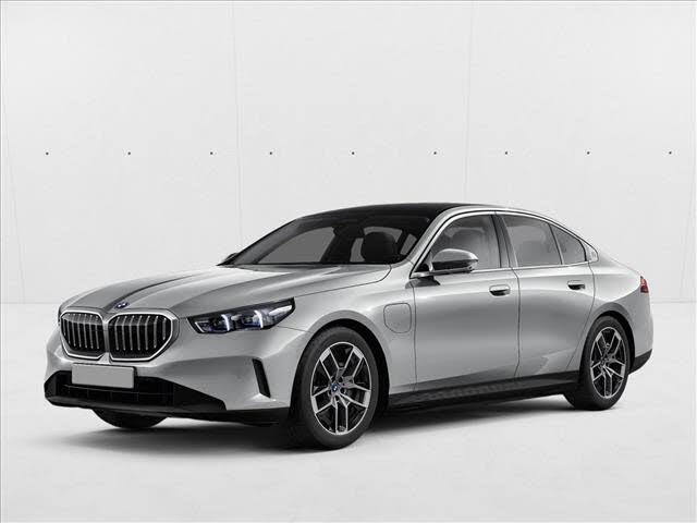 2026 BMW 5 Series 550e xDrive