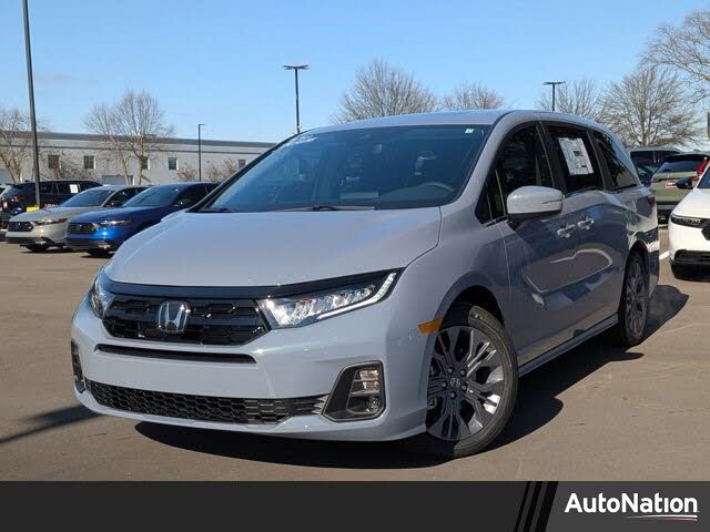 2026 Honda Odyssey Touring FWD