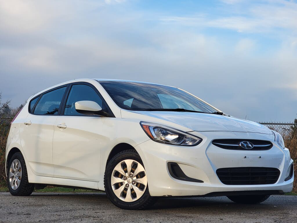 2016 Hyundai Accent GL 4-Door Hatchback FWD