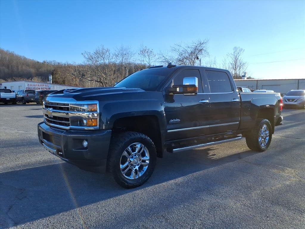 2018 Chevrolet Silverado 2500HD High Country Crew Cab 4WD