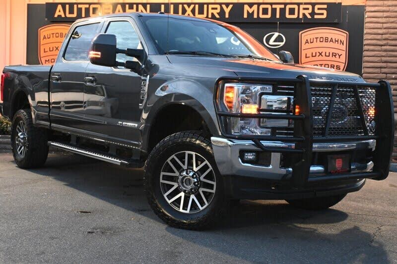 2018 Ford F-350 Super Duty Lariat Crew Cab 4WD