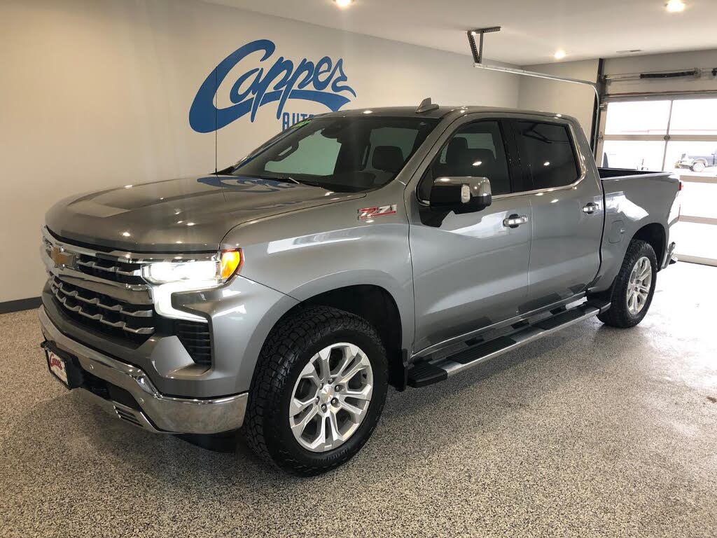 2023 Chevrolet Silverado 1500 LTZ Crew Cab 4WD