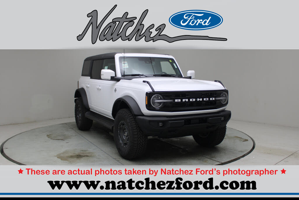 2025 Ford Bronco Outer Banks 4-Door 4WD