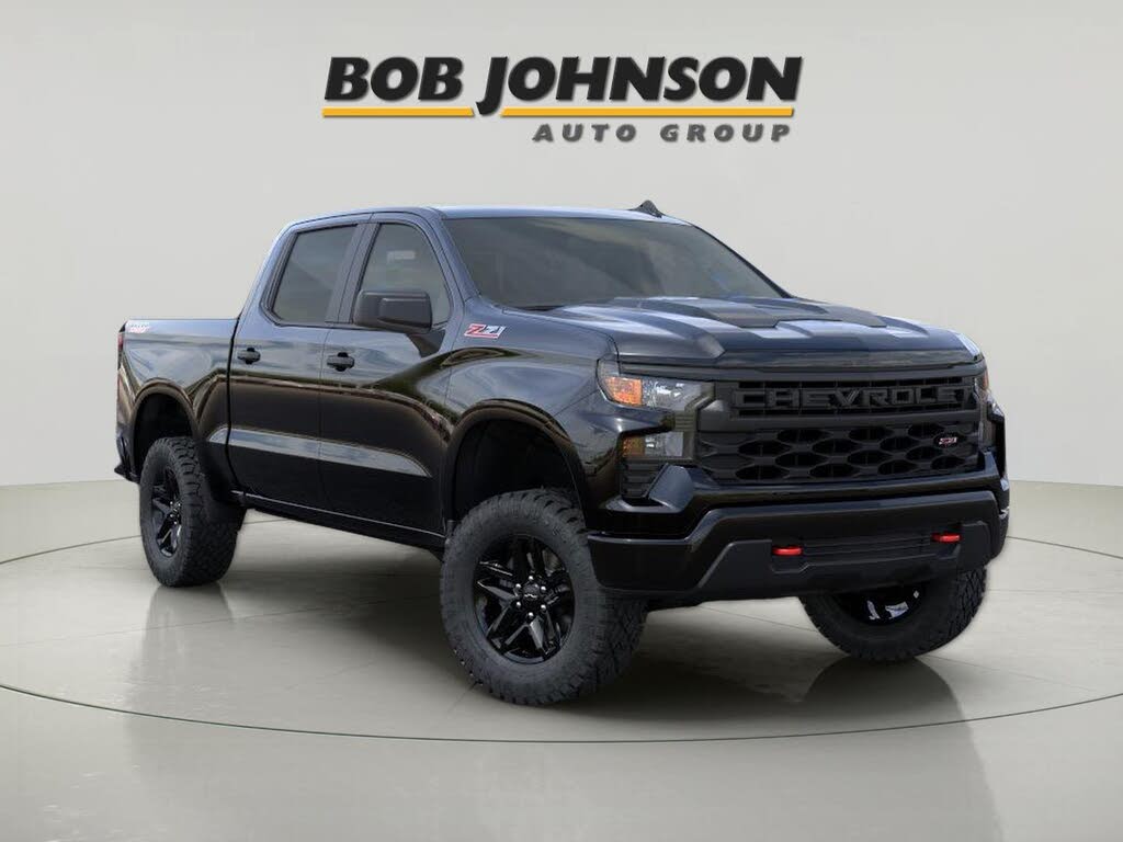 2026 Chevrolet Silverado 1500 Custom Trail Boss Crew Cab 4WD