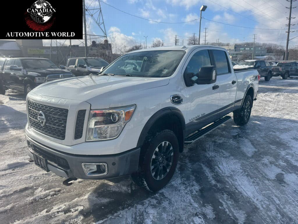 2017 Nissan Titan XD SL Crew Cab 4WD