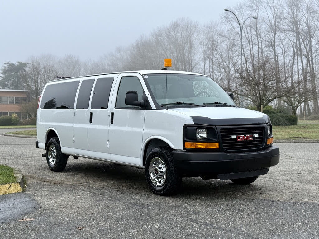 2015 GMC Savana LS 3500