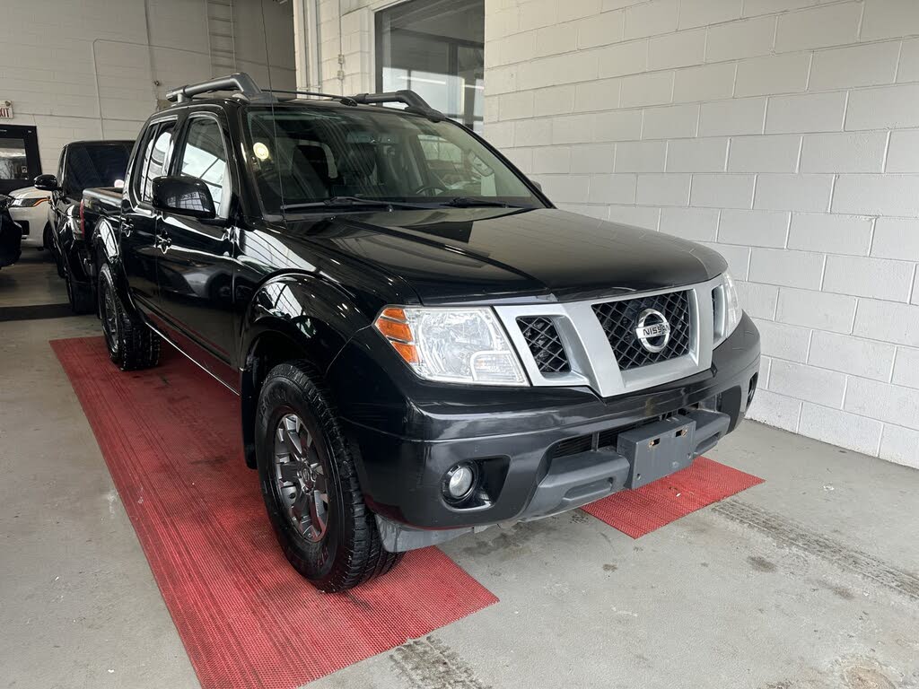 2016 Nissan Frontier PRO-4X Crew Cab 4WD