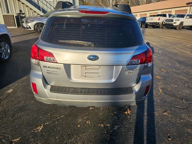 2013 Subaru Outback 2.5i