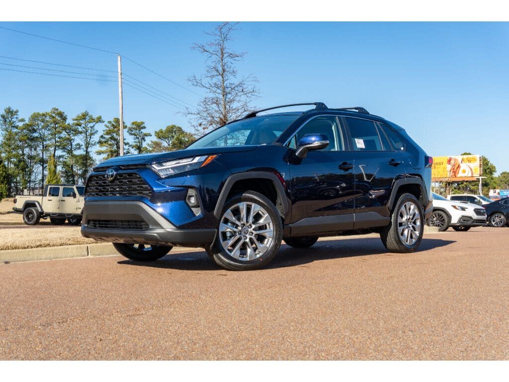 2025 Toyota RAV4 XLE Premium FWD