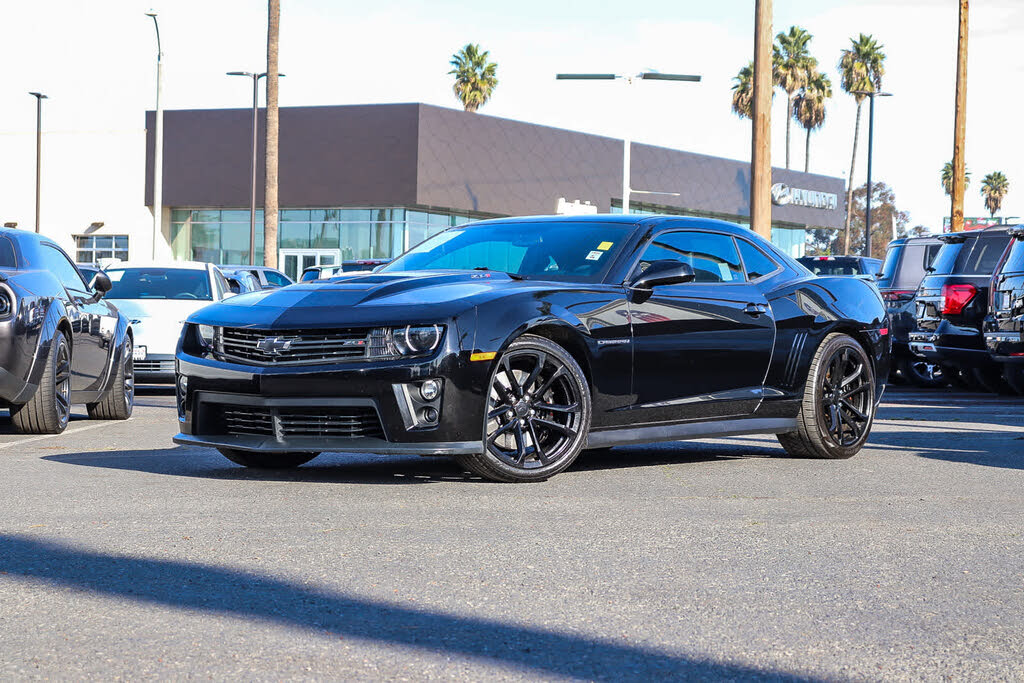 2013 Chevrolet Camaro ZL1 Coupe RWD