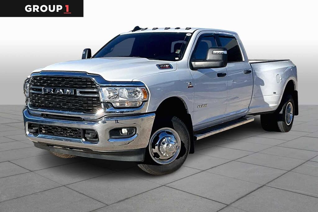 2023 RAM 3500 Big Horn Crew Cab LB DRW 4WD